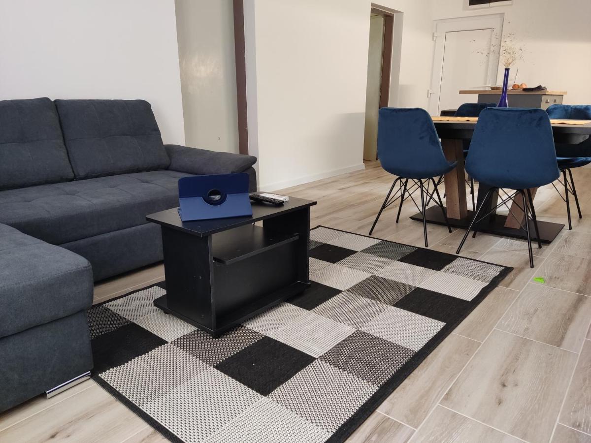 Apartment Varga 斯维蒂尤拉伊 外观 照片