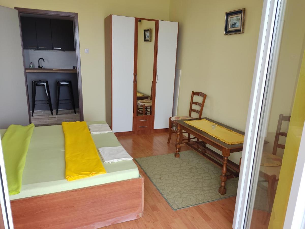 Apartment Varga 斯维蒂尤拉伊 外观 照片